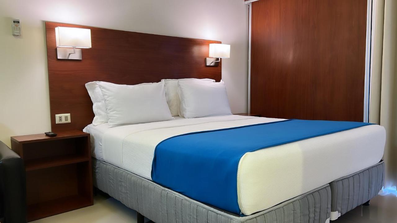 Pacifico Apart Hotel Santa Cruz de La Sierra Bagian luar foto